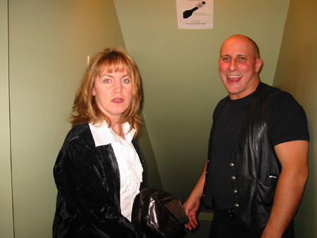 103-0379_IMG